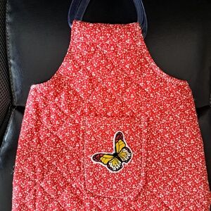 Quilted Butterfly Handbag Tote Red White Acrylic Handle Unlined